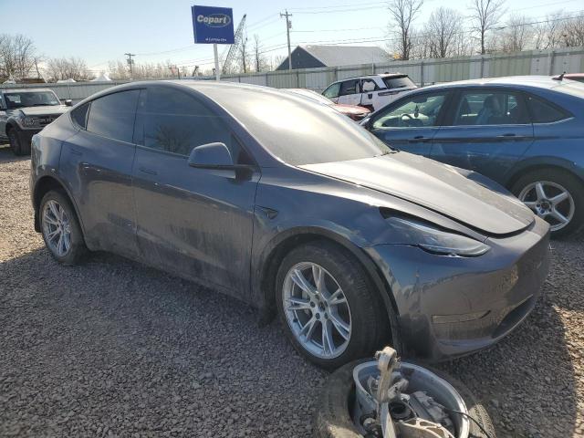 7SAYGDEE6PA168196 Tesla Model Y  4