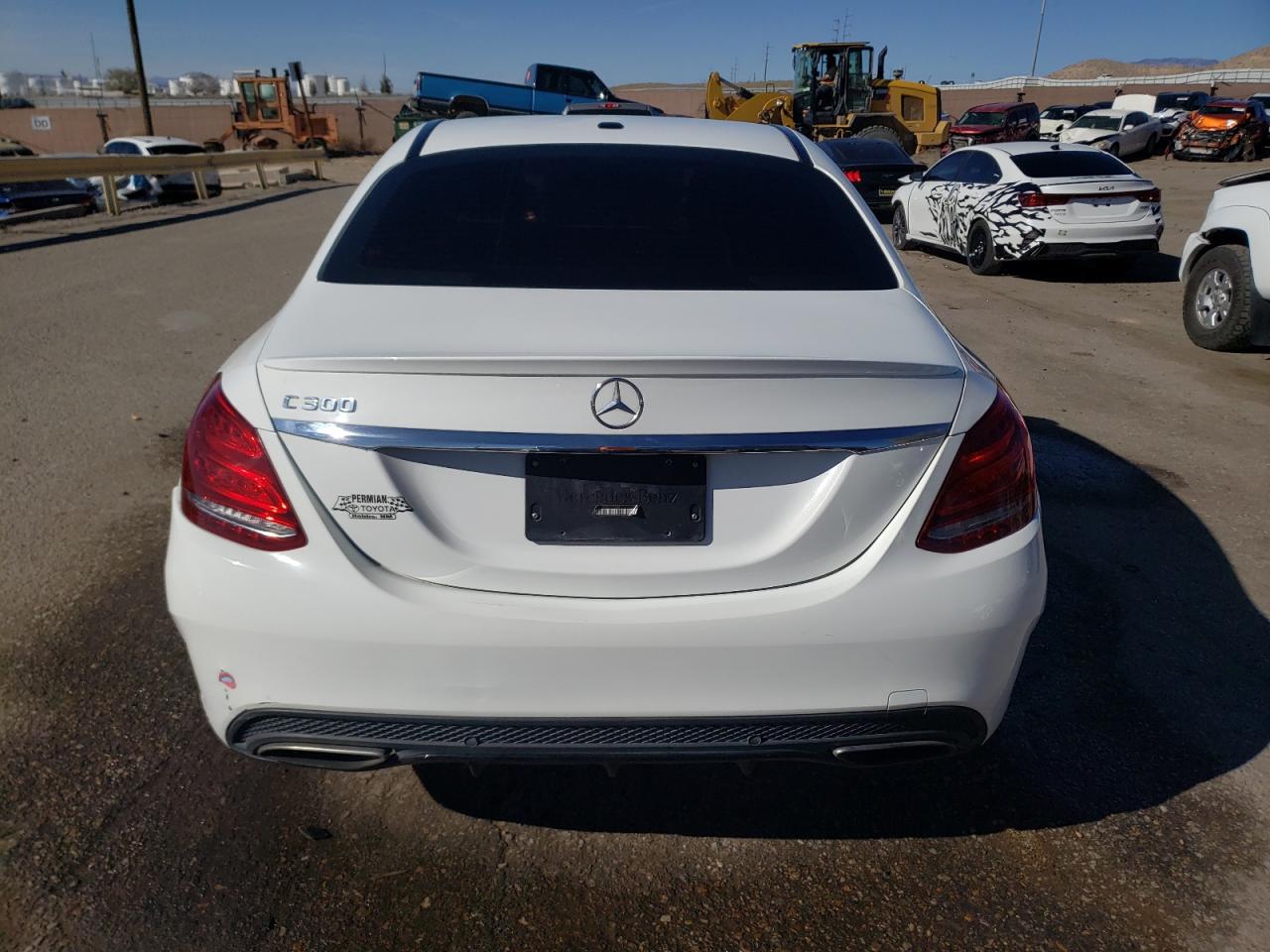 55SWF4JB7JU235948 2018 Mercedes-Benz C 300