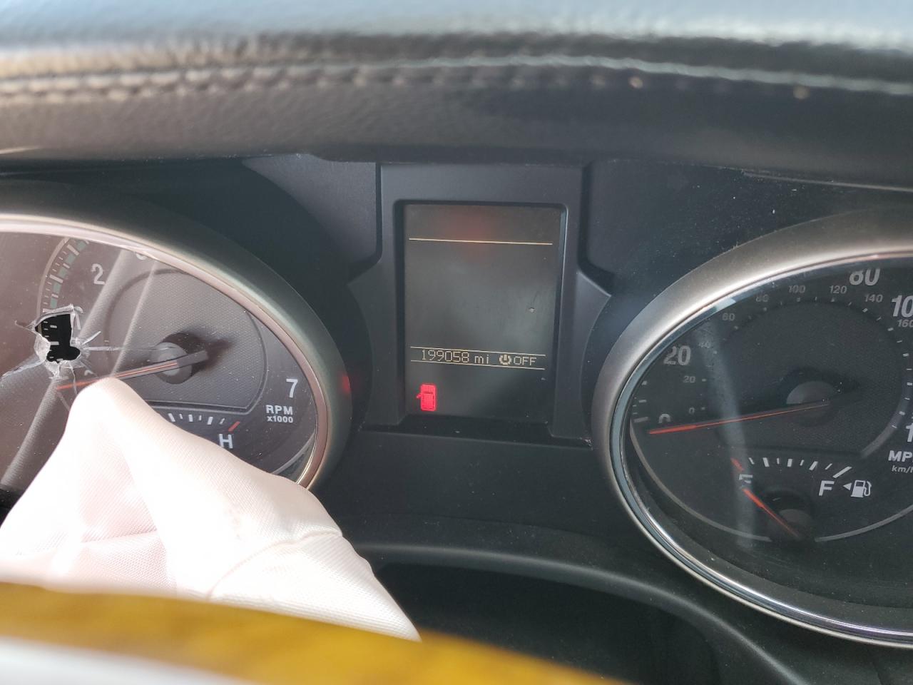 1J4RR6GT4BC608650 2011 Jeep Grand Cherokee Overland