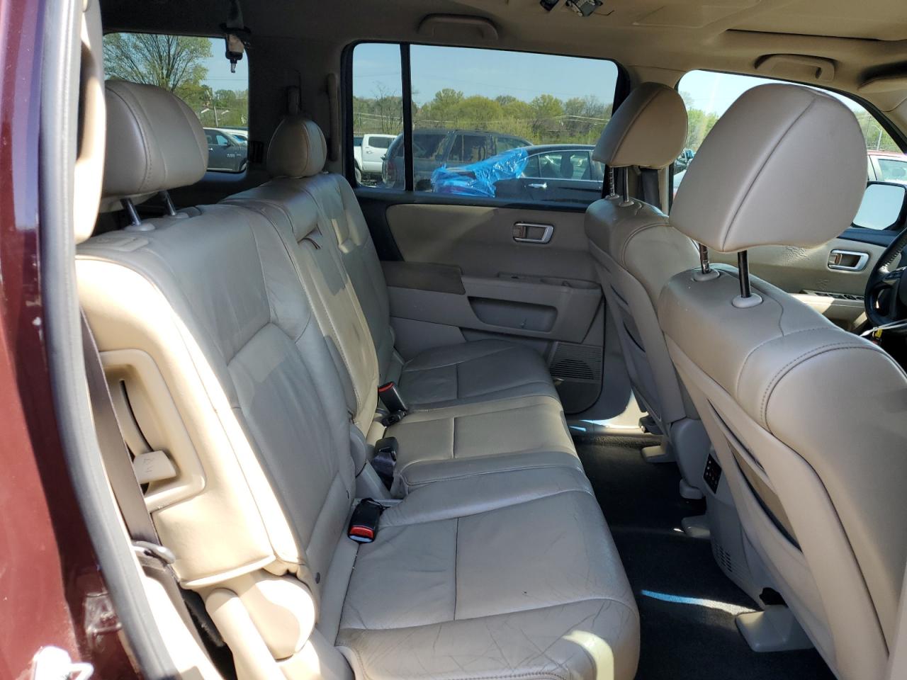 5FNYF4H61BB008890 2011 Honda Pilot Exl