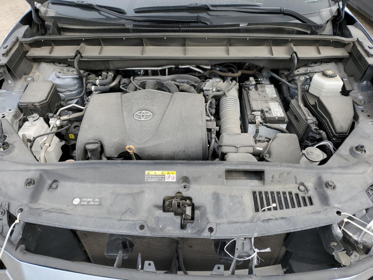 5TDFZRBHXNS232990 2022 Toyota Highlander Platinum