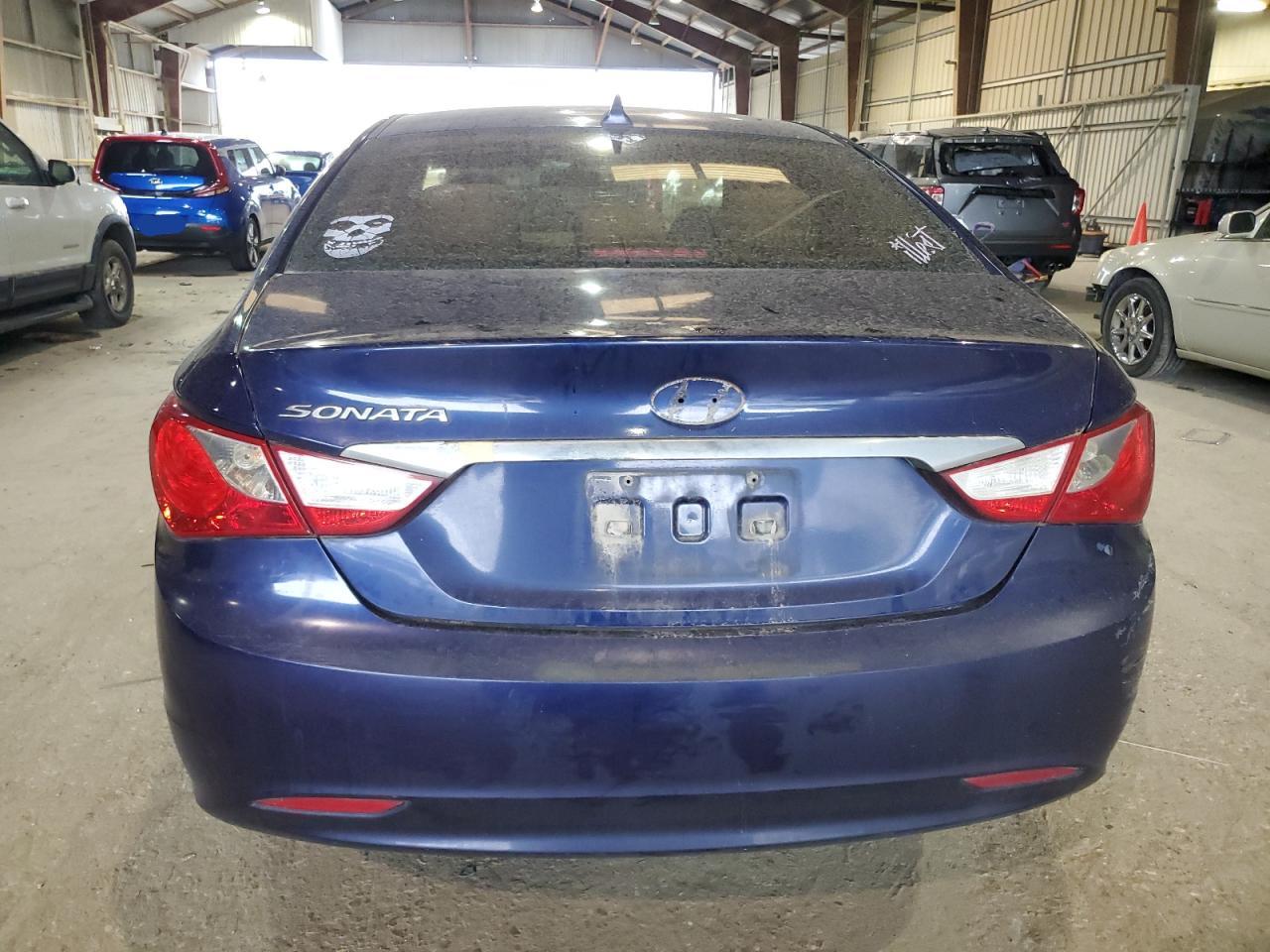 5NPEB4AC4BH219615 2011 Hyundai Sonata Gls