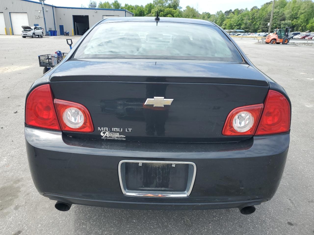 1G1ZD5E70BF227082 2011 Chevrolet Malibu 2Lt