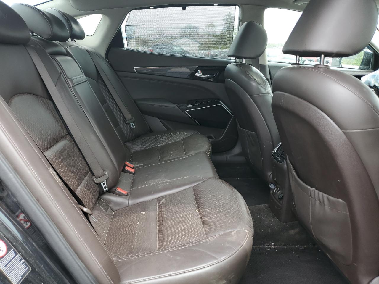 KNALC4J14H5067666 2017 Kia Cadenza Premium