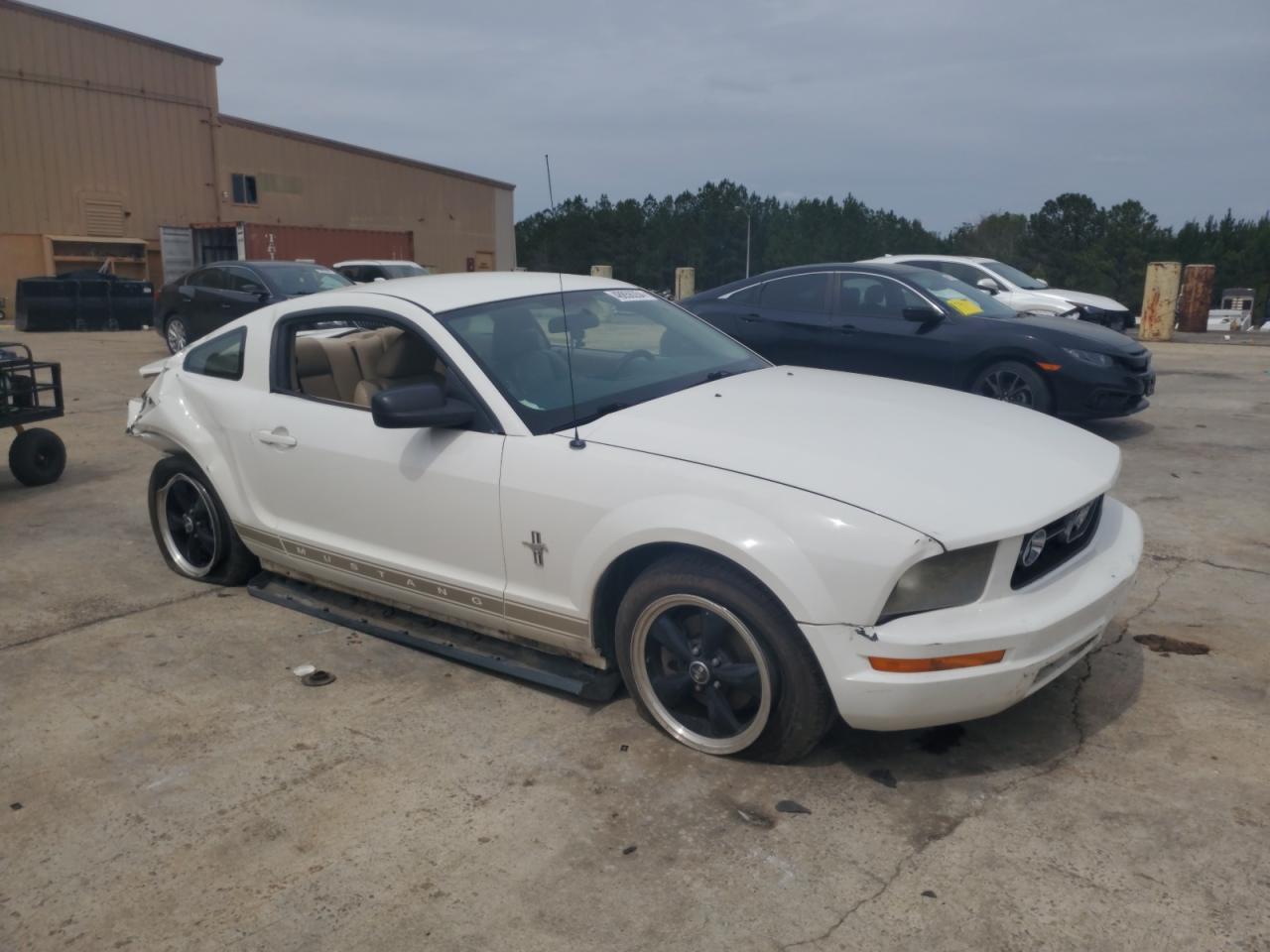 1ZVFT80N575356675 2007 Ford Mustang