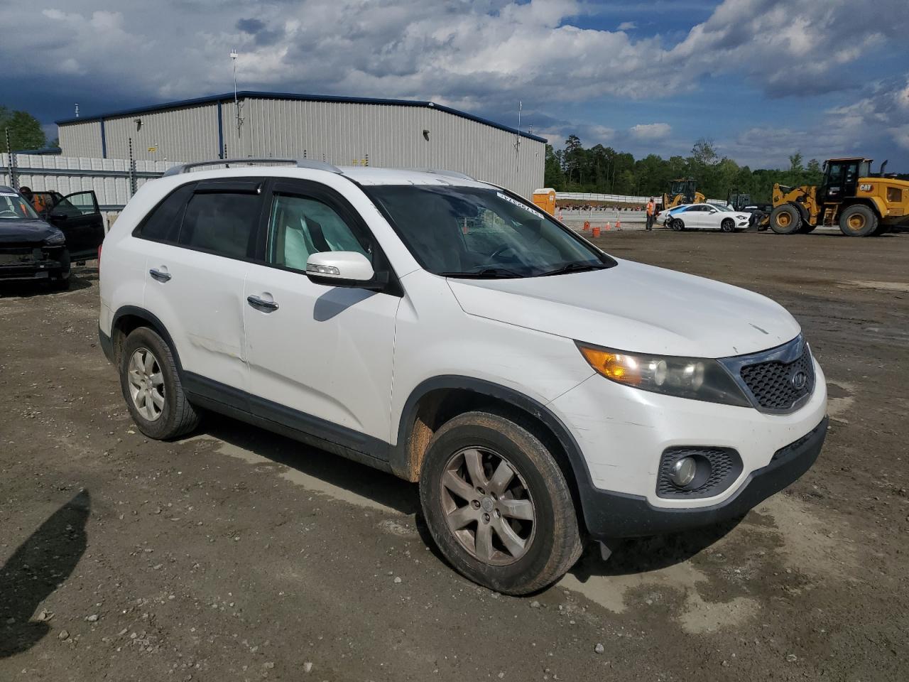 5XYKT3A11BG051366 2011 Kia Sorento Base