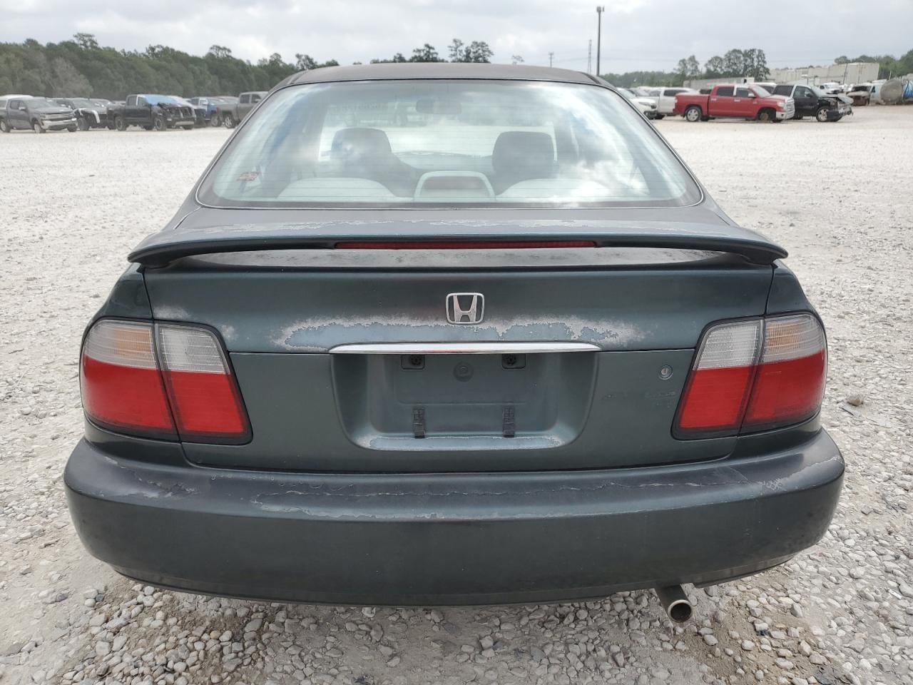 1HGCD5638TA017872 1996 Honda Accord Lx