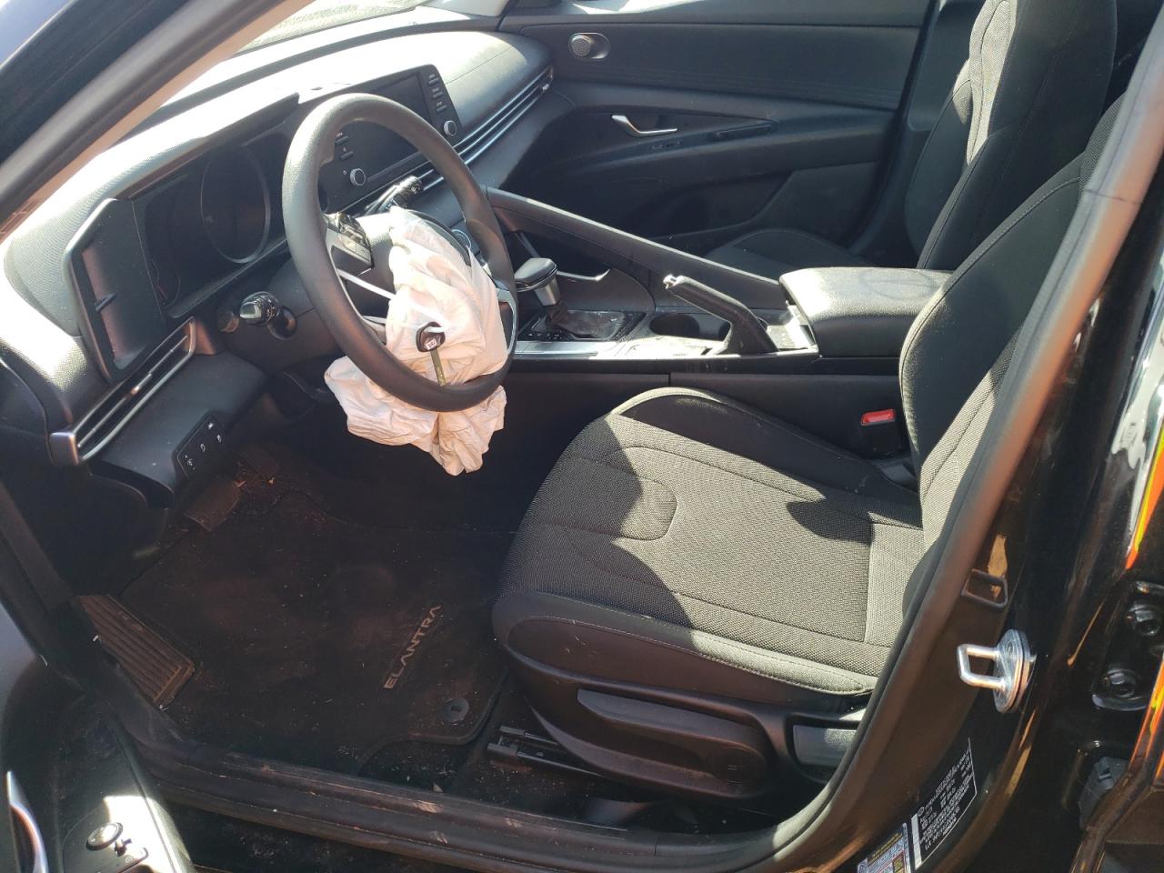 5NPLL4AG3NH062185 2022 Hyundai Elantra Se