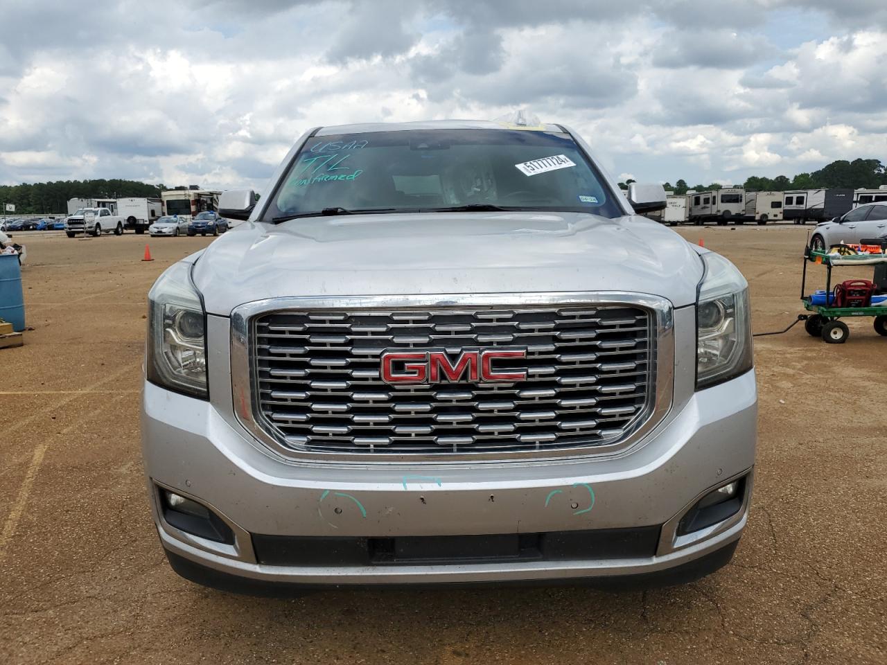 1GKS2CKJ3KR139147 2019 GMC Yukon Denali