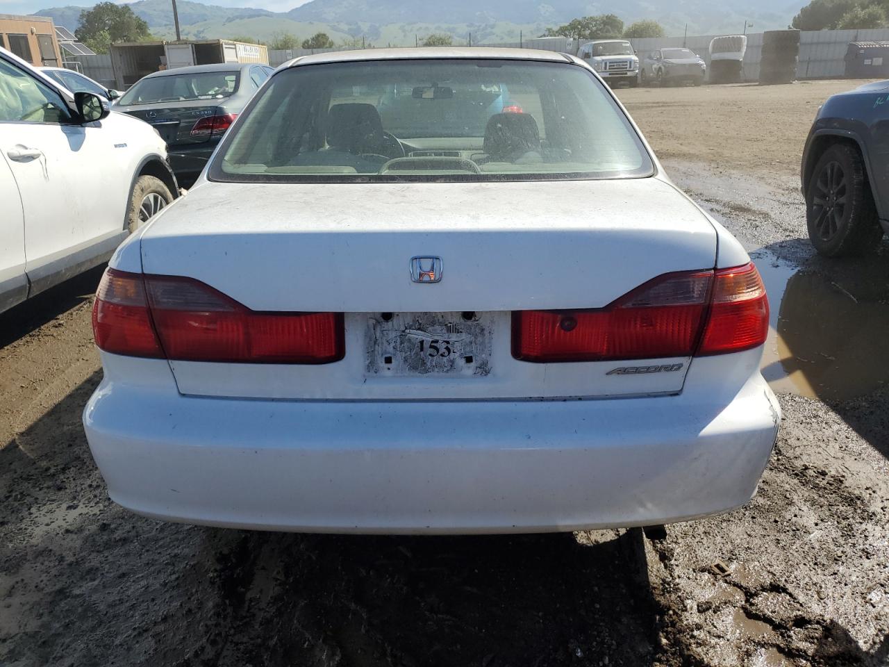 1HGCG5649WA204154 1998 Honda Accord Lx