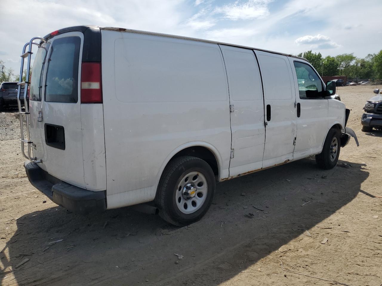 1GCSGAFXXE1171774 2014 Chevrolet Express G1500