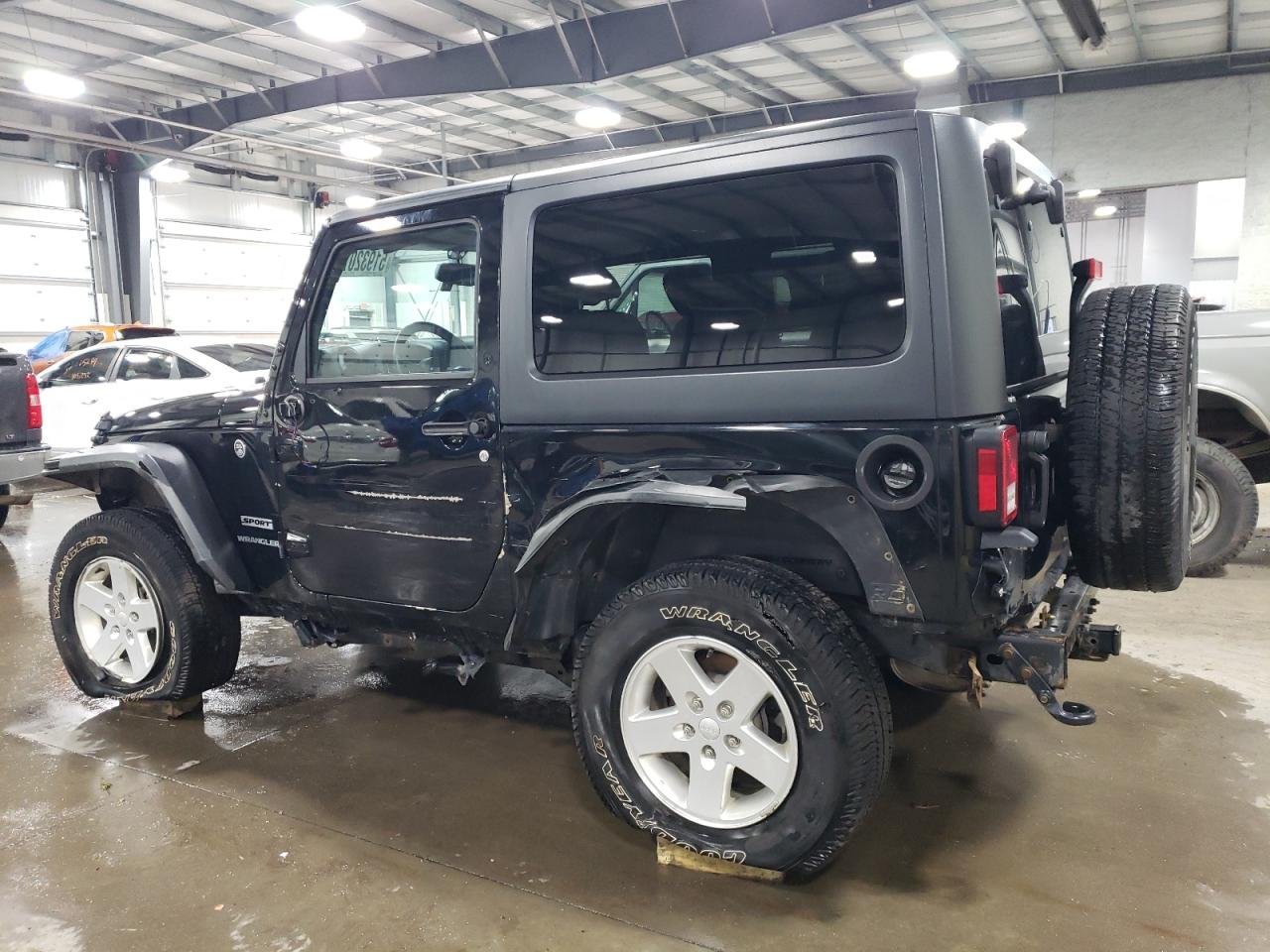 2016 Jeep Wrangler Sport vin: 1C4AJWAG1GL192831