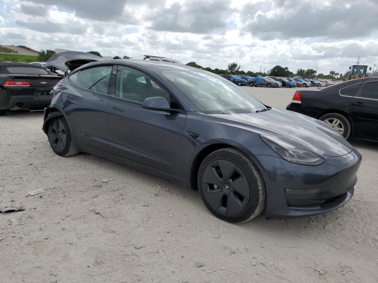 5YJ3E1EB2NF242635 2022 Tesla Model 3