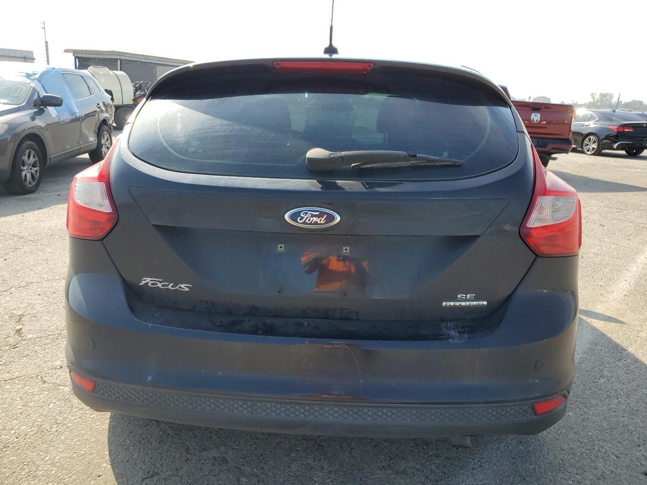 1FADP3K20EL441359 2014 Ford Focus Se