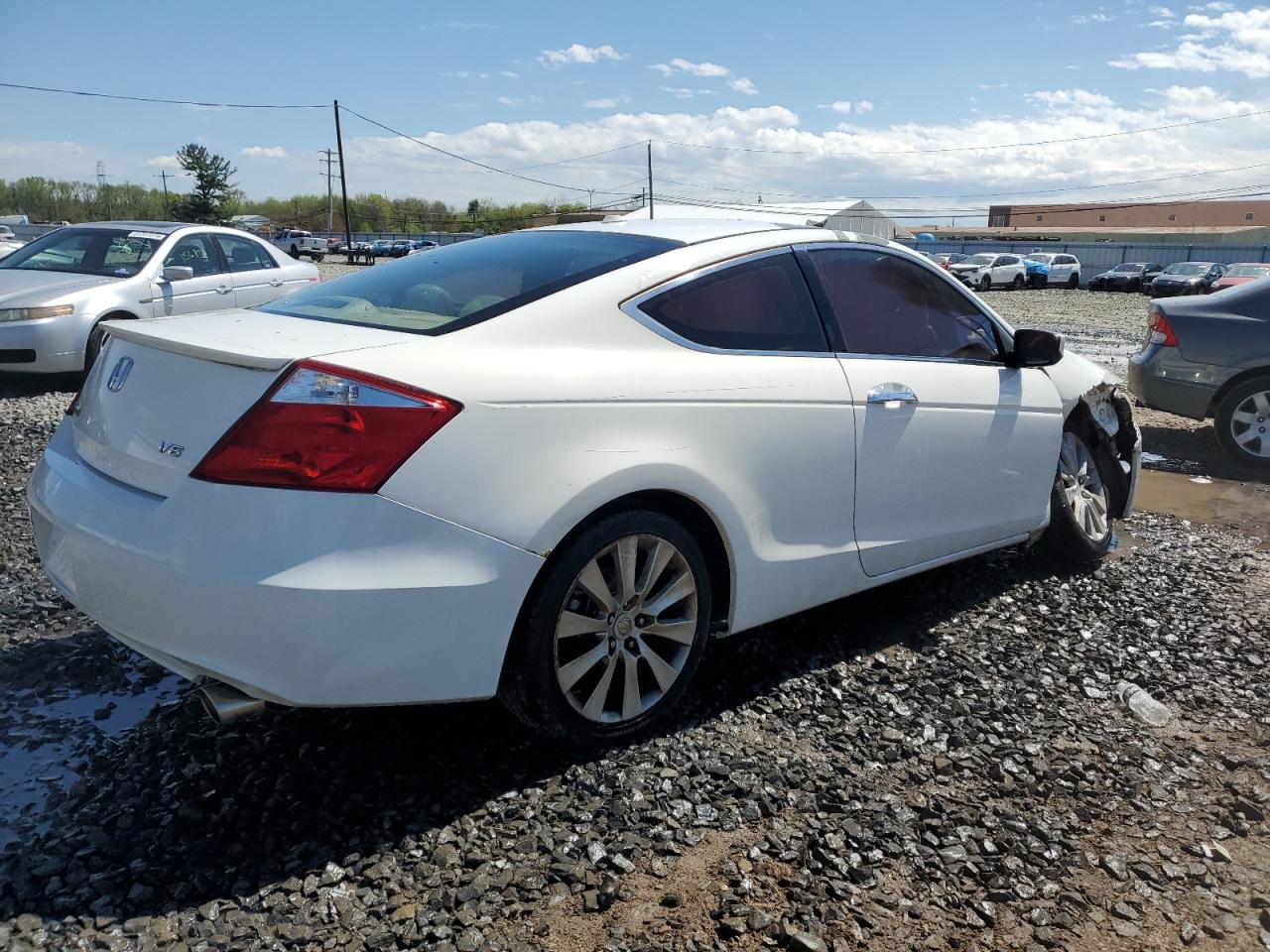 1HGCS22818A015328 2008 Honda Accord Exl