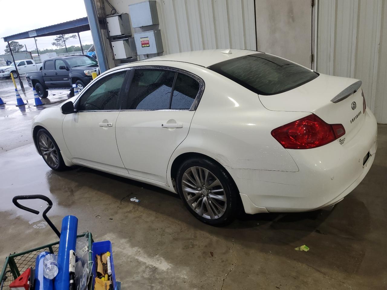 JN1CV6AP2BM300974 2011 Infiniti G37 Base