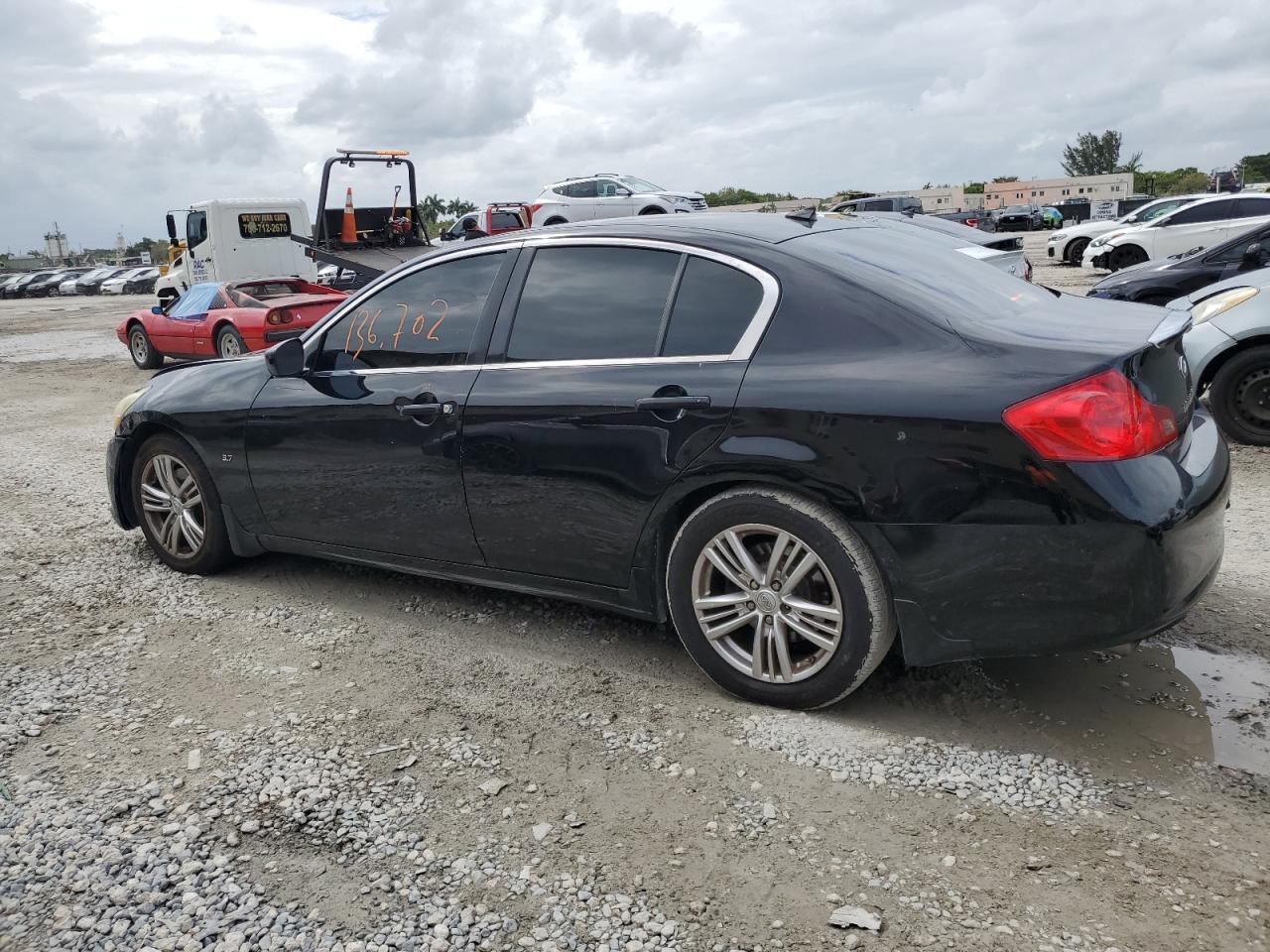 JN1CV6AP6FM580579 2015 Infiniti Q40