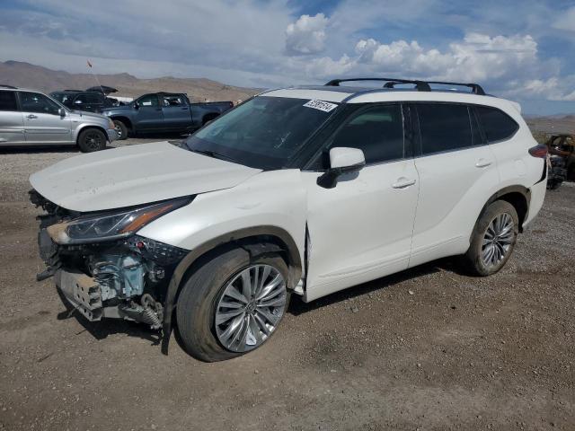 VIN 5TDFZRAH2LS012418 2020 Toyota Highlander, Platinum no.1