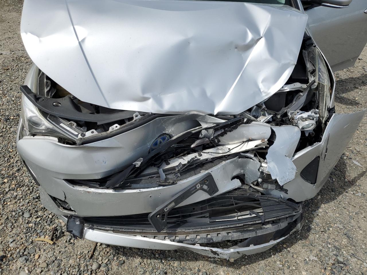 JTDKARFUXH3040293 2017 Toyota Prius