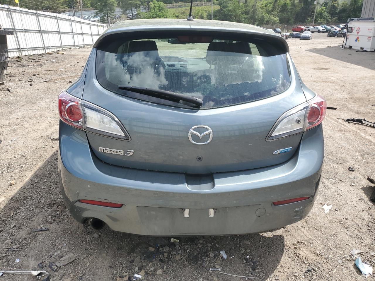 JM1BL1L71D1773137 2013 Mazda 3 I