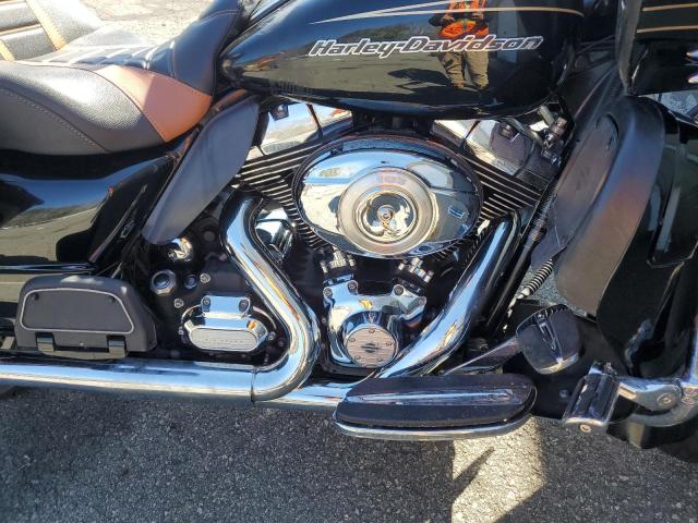 2011 HARLEY-DAVIDSON FLTRU 1HD1KGM18BB636939