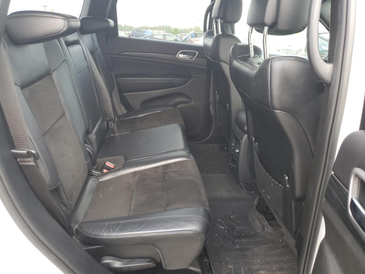 1C4RJFAG2KC568495 2019 Jeep Grand Cherokee Laredo