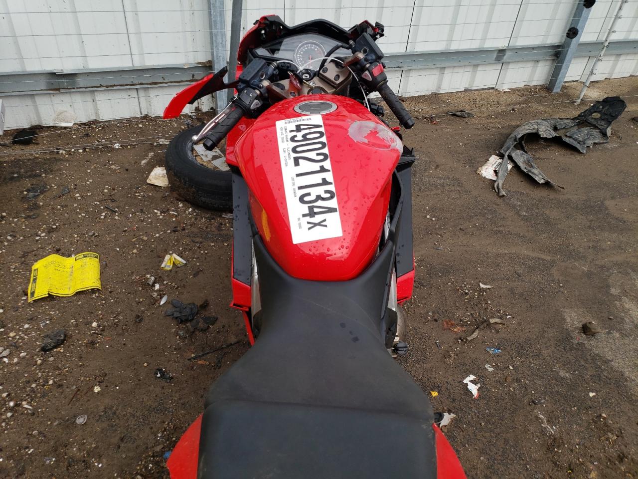 JH2RC7916FK100062 2015 Honda Vfr800 F