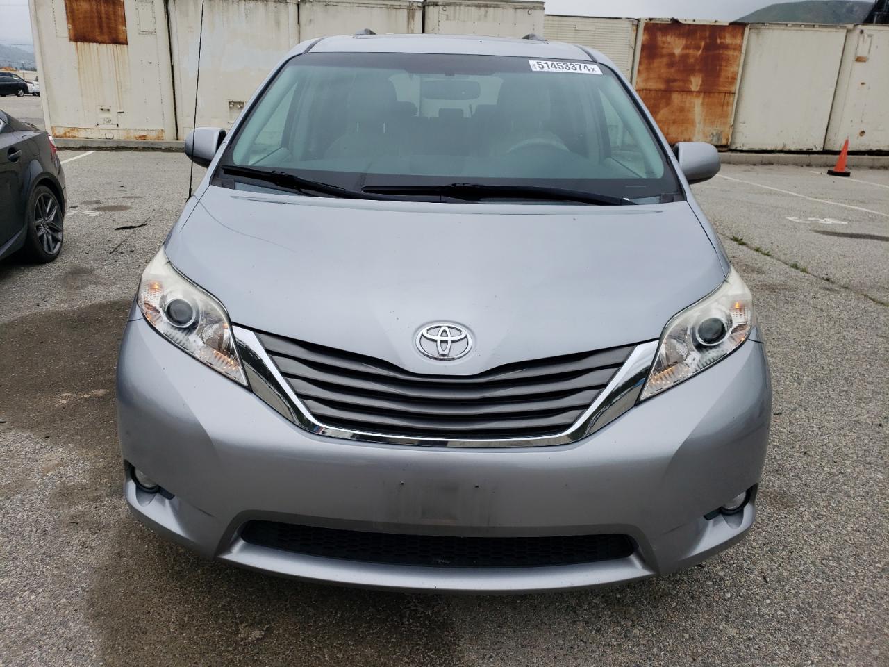 5TDYK3DC6DS297183 2013 Toyota Sienna Xle