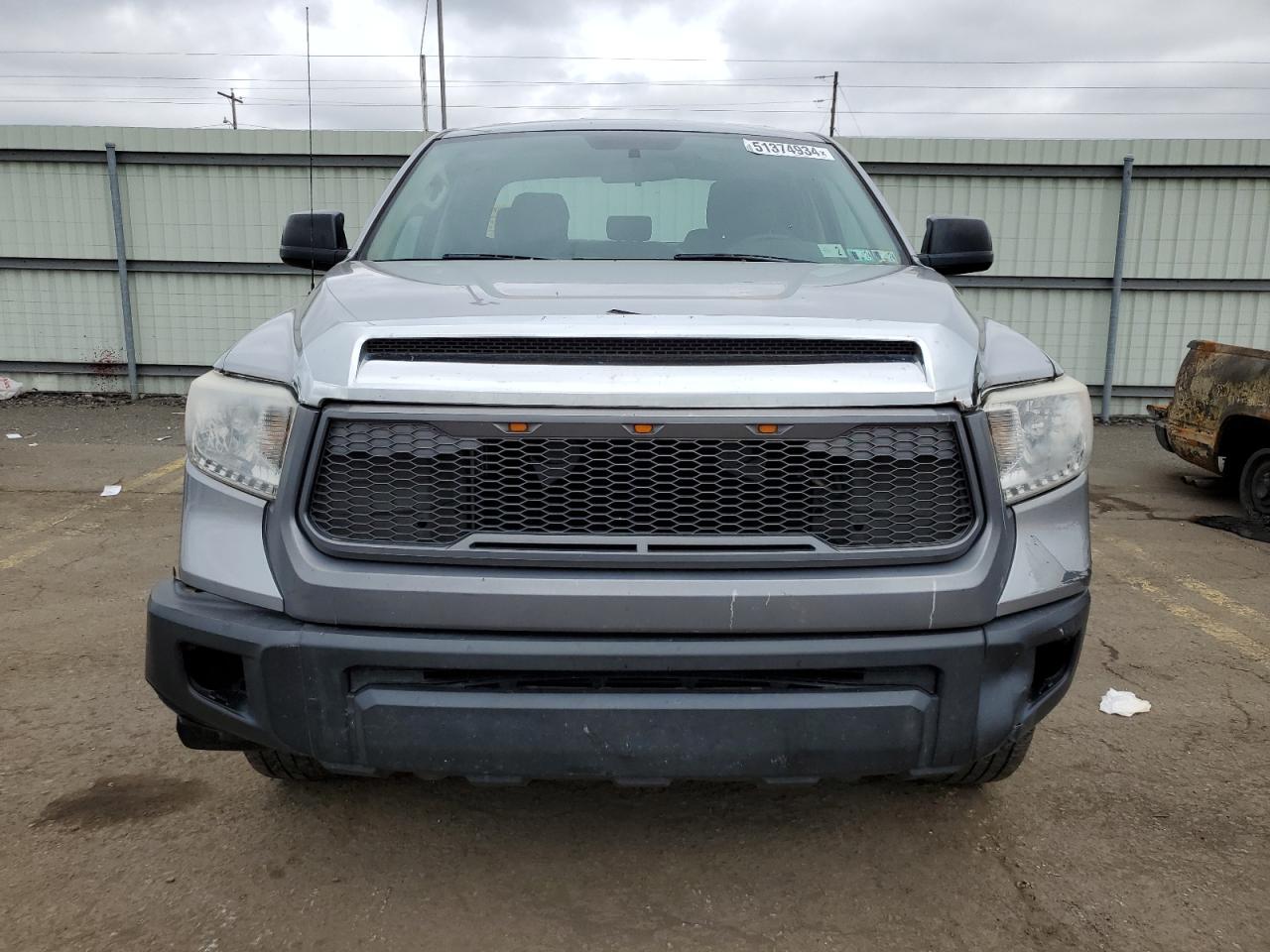 5TFUM5F17FX061512 2015 Toyota Tundra Double Cab Sr/Sr5