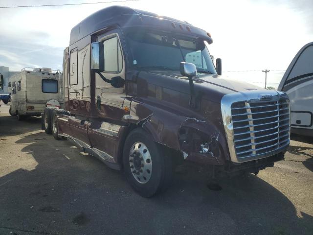 Lot #2493891251 2014 FREIGHTLINER CASCADIA 1 salvage car