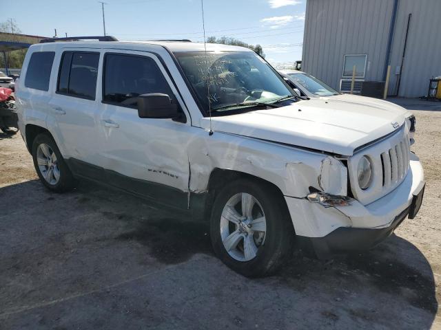 VIN 1C4NJRFB0HD153871 2017 Jeep Patriot, Latitude no.4