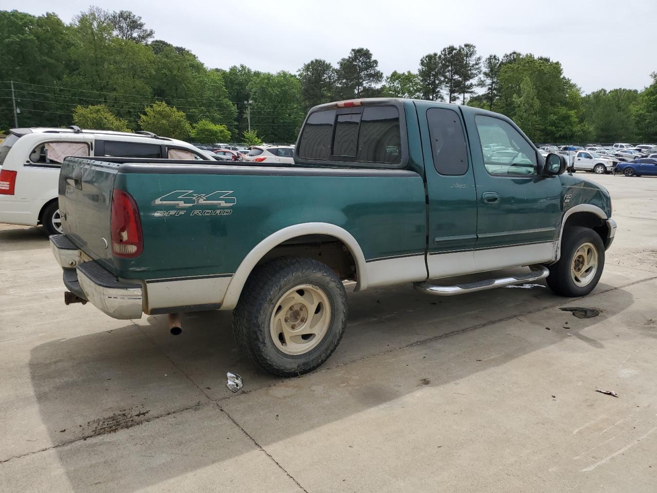 1FTRX18L3YNB15407 2000 Ford F150