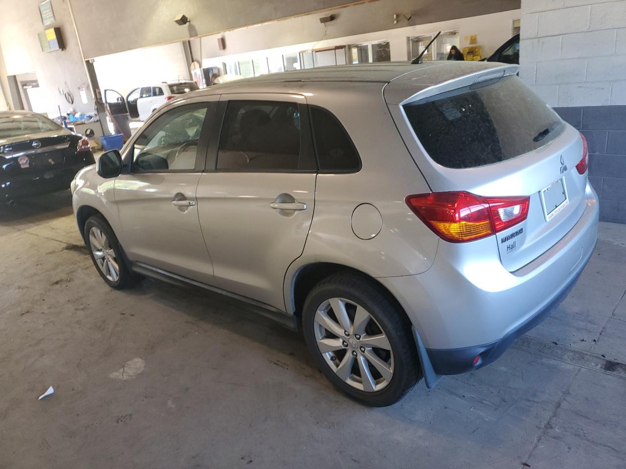 2014 Mitsubishi Outlander Sport Es vin: 4A4AP3AU0EE019671