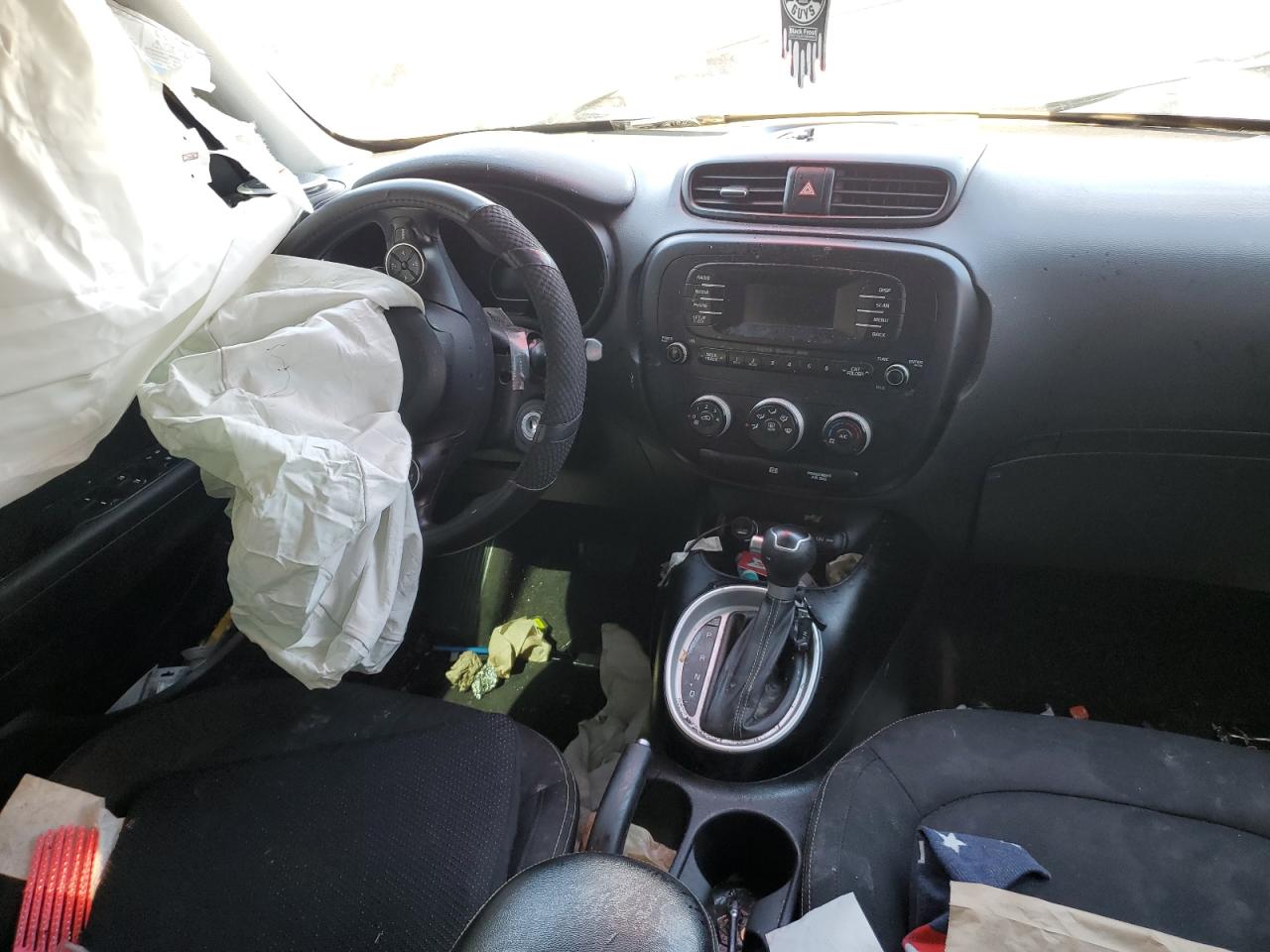 KNDJP3A54F7175833 2015 Kia Soul +