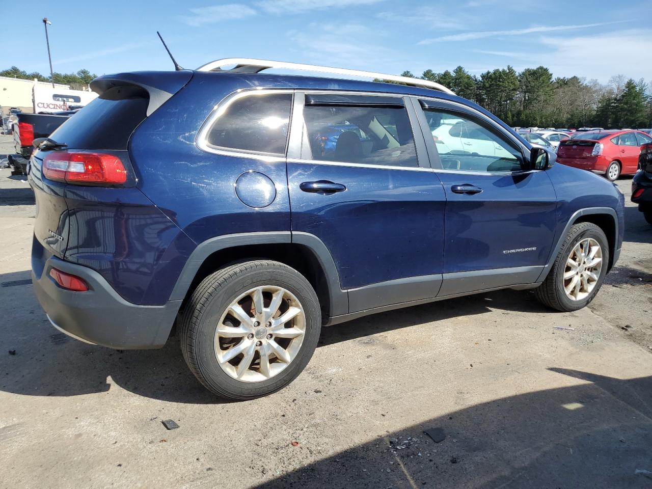 2015 Jeep Cherokee Limited vin: 1C4PJMDB4FW611038