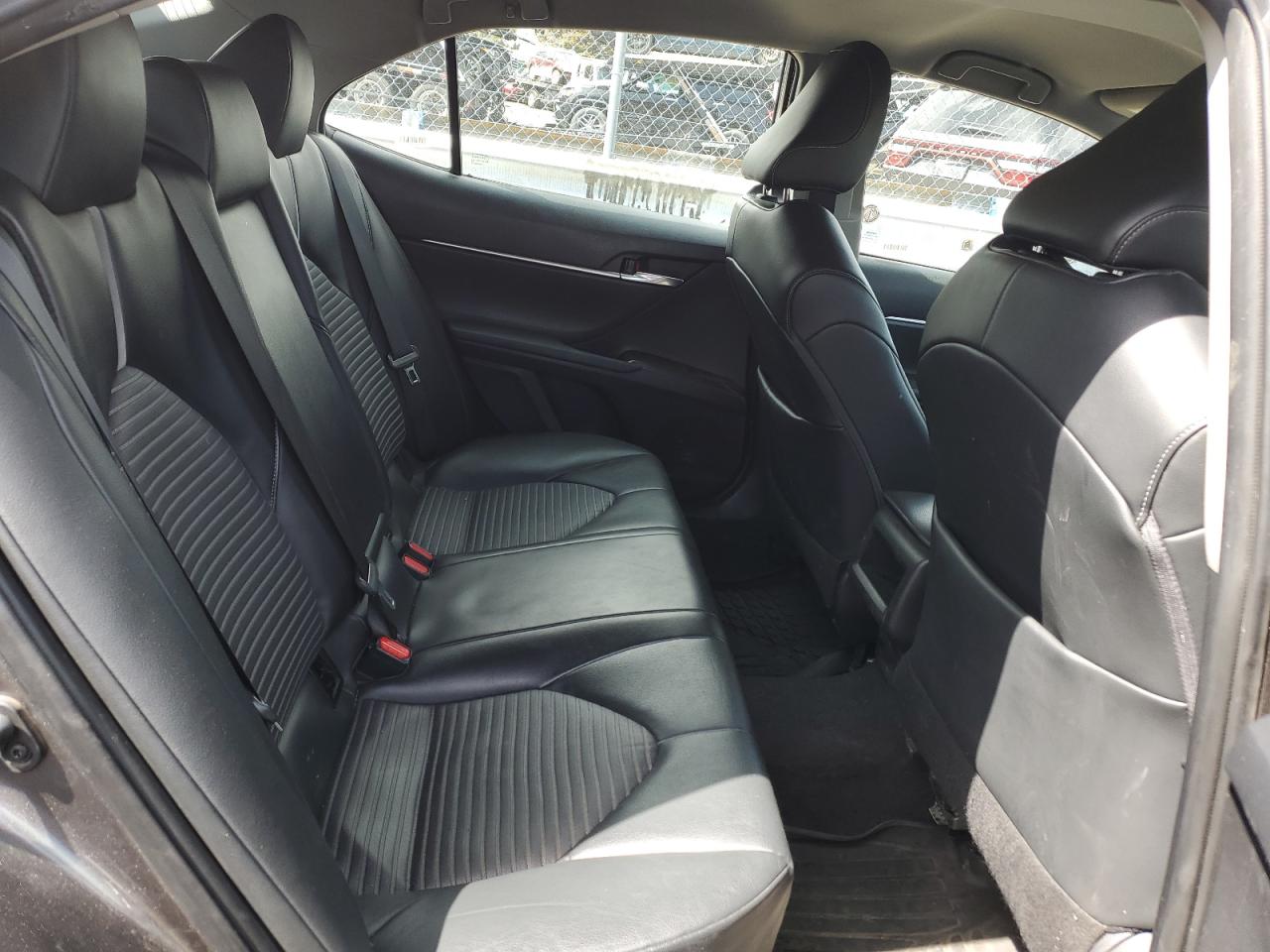 4T1G11AK8MU577757 2021 Toyota Camry Se