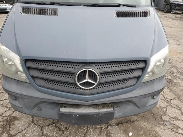 Lot #2454338644 2018 MERCEDES-BENZ SPRINTER 2 salvage car