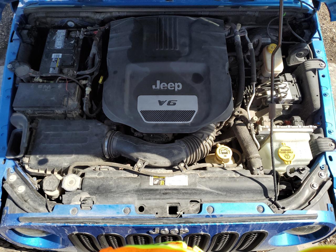 1C4BJWFG5FL756931 2015 Jeep Wrangler Unlimited Rubicon