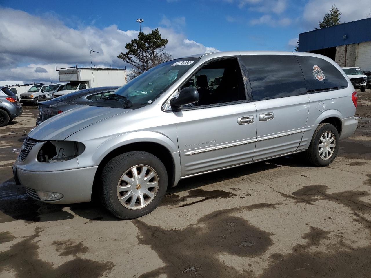 2C8GP54LX1R269379 2001 Chrysler Town & Country Lxi