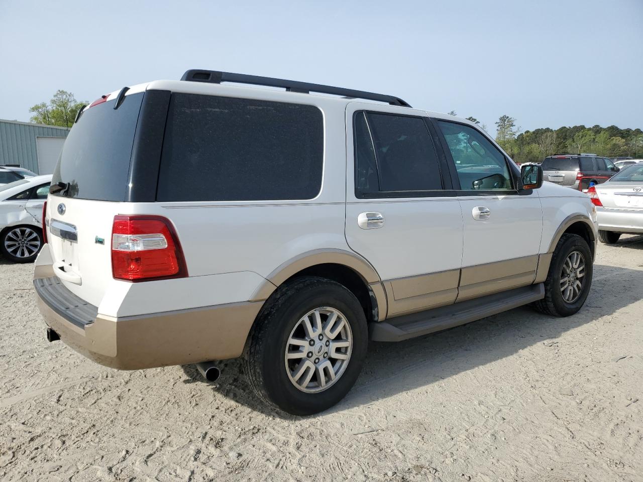 1FMJU1J57CEF10969 2012 Ford Expedition Xlt