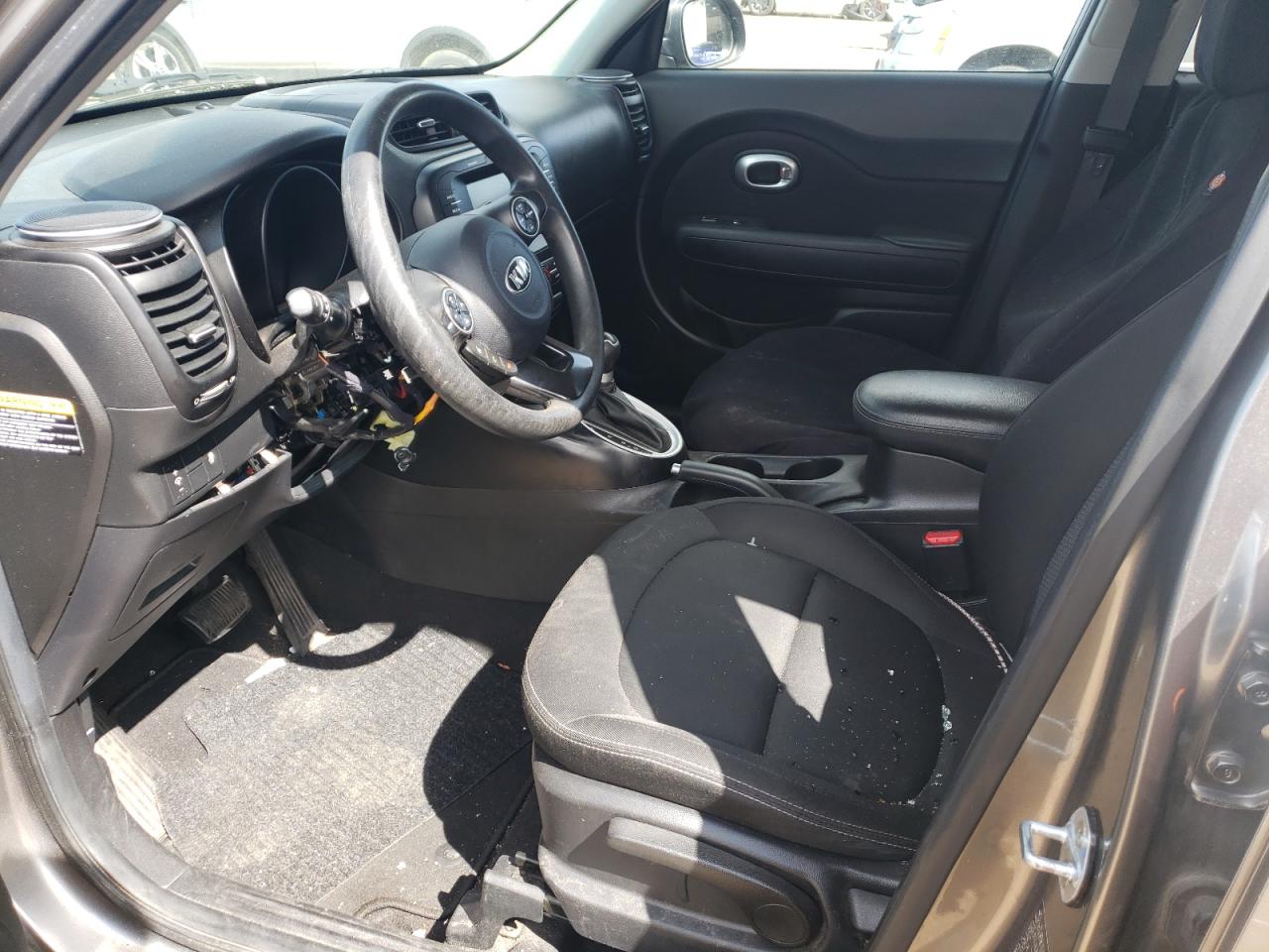 KNDJP3A58K7649664 2019 Kia Soul +