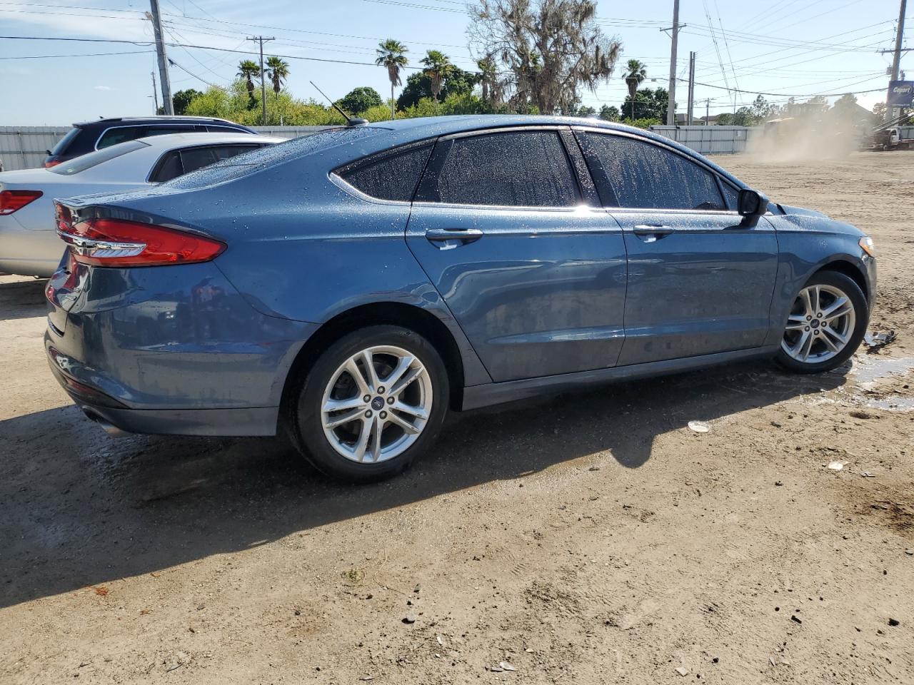 3FA6P0HD3JR164458 2018 Ford Fusion Se