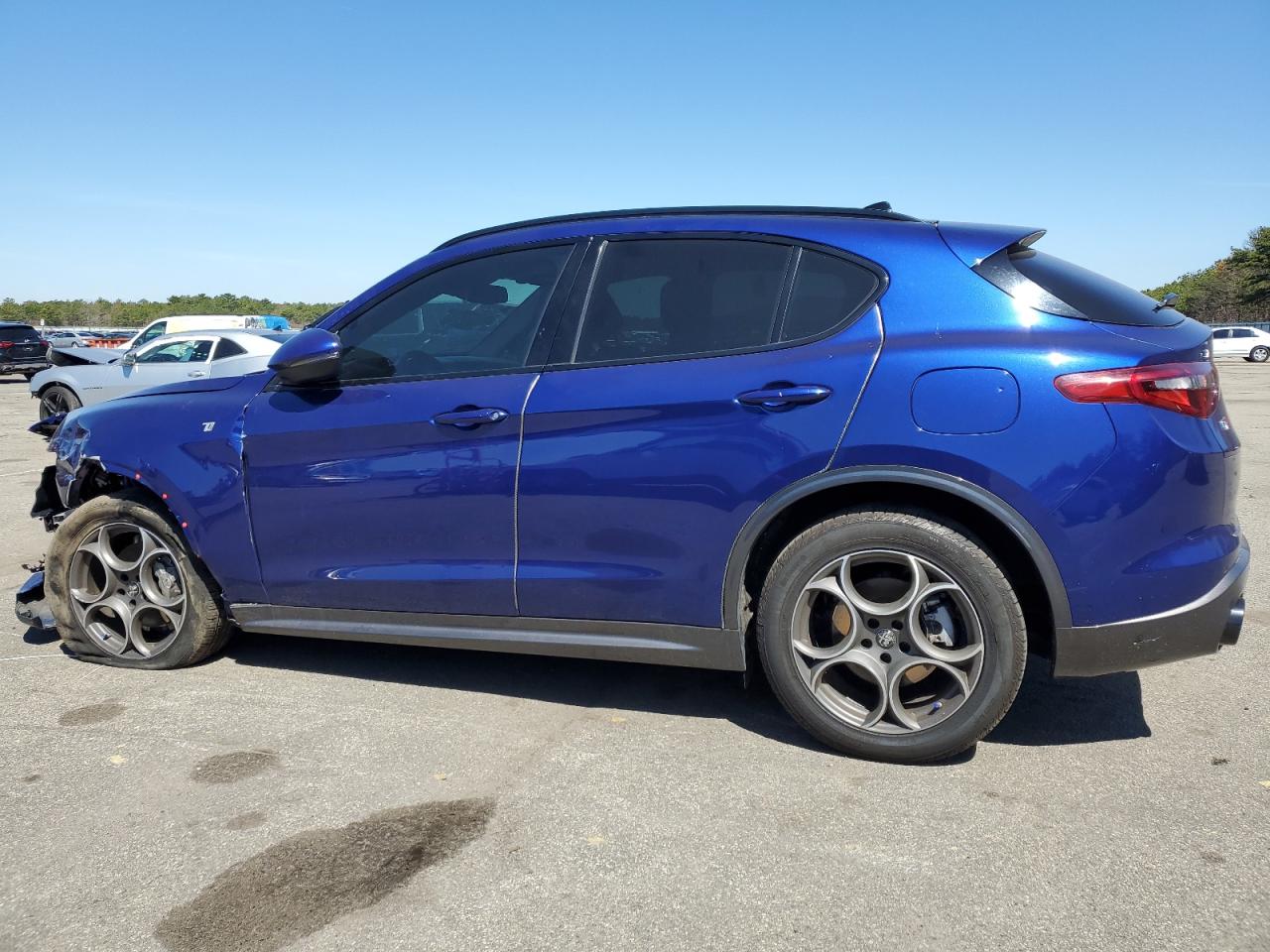 ZASPAKBN4P7D54869 2023 Alfa Romeo Stelvio Ti