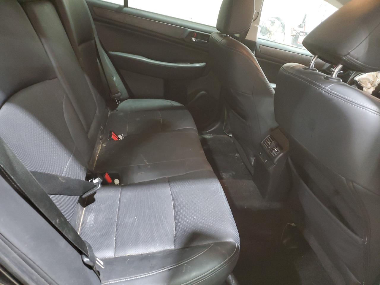 4S4BSBJC4F3265918 2015 Subaru Outback 2.5I Limited