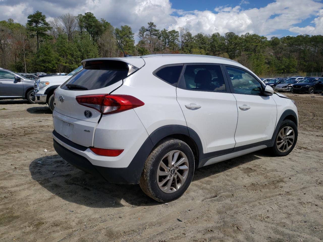KM8J3CA48HU428042 2017 Hyundai Tucson Limited