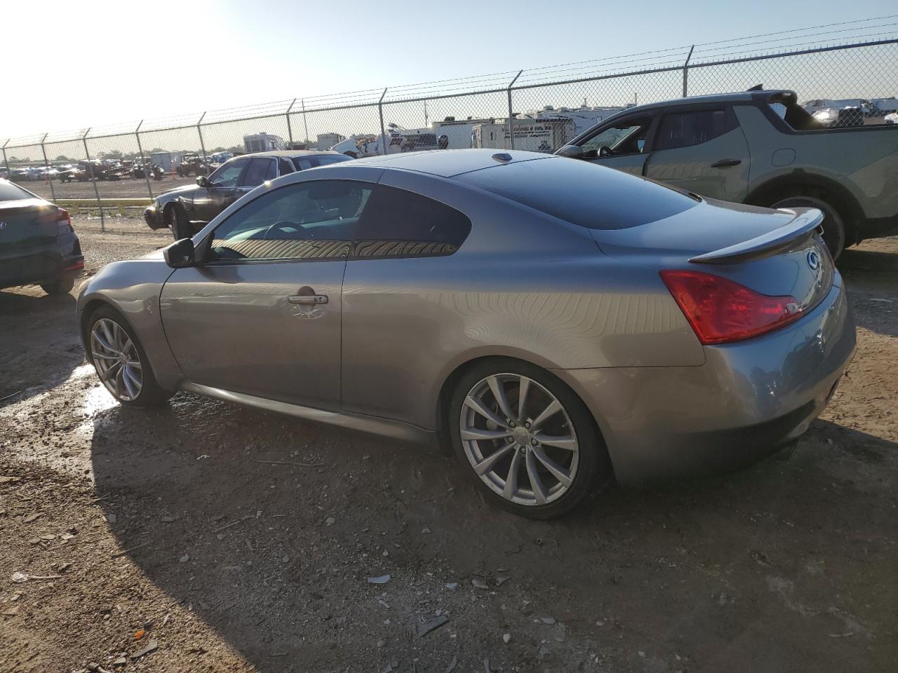 JNKCV64E99M601614 2009 Infiniti G37 Base