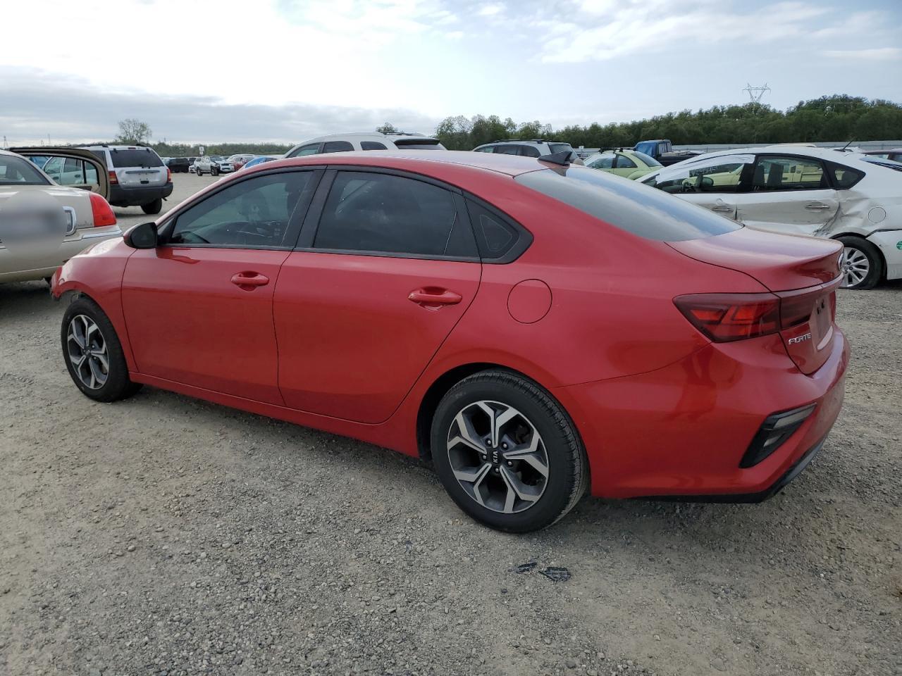 3KPF24AD8KE017362 2019 Kia Forte Fe