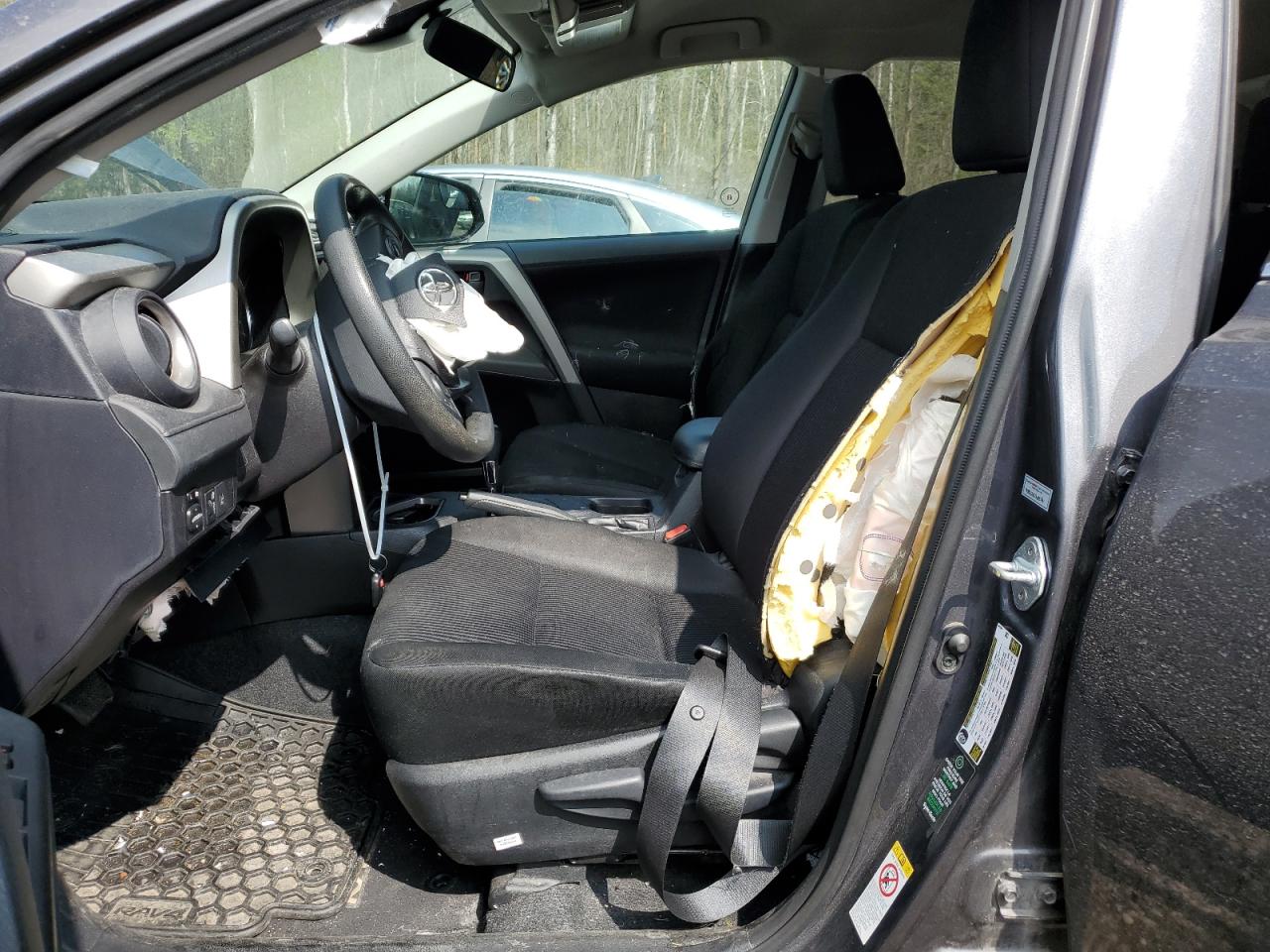 2T3ZFREV9HW341614 2017 Toyota Rav4 Le