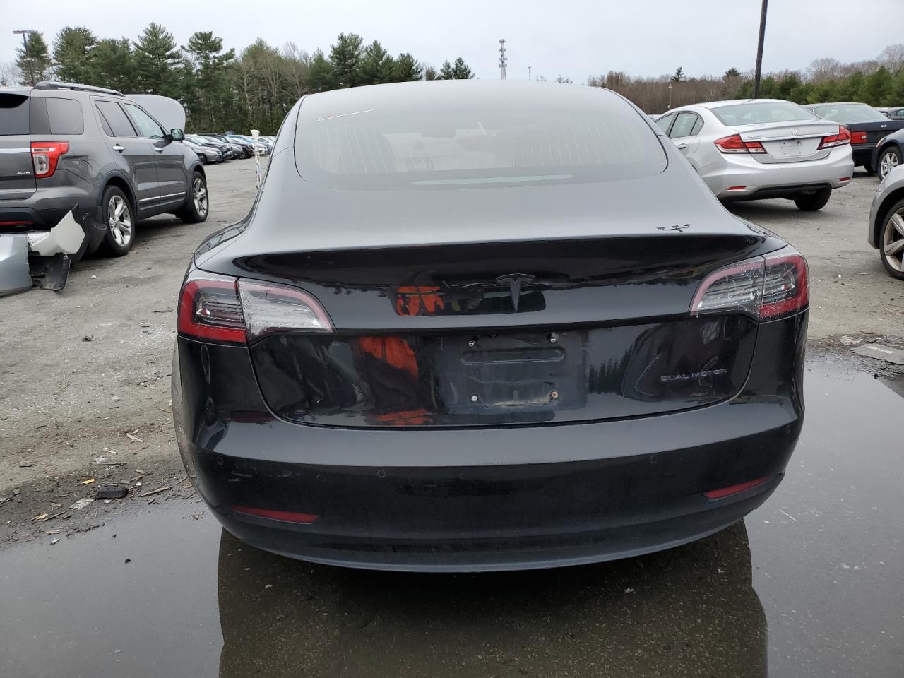 2018 Tesla Model 3 vin: 5YJ3E1EB3JF182388