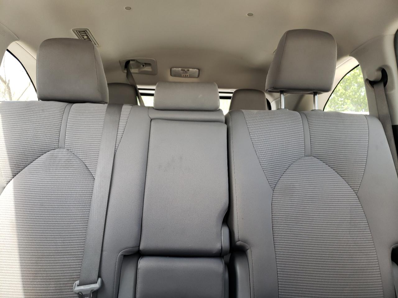 5TDBZRBH6NS215330 2022 Toyota Highlander L